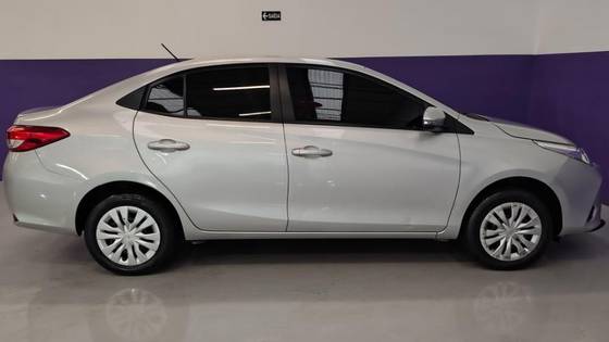TOYOTA YARIS 1.5 16V FLEX XL MULTIDRIVE